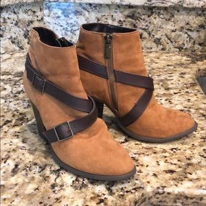 Swede Ankle boots